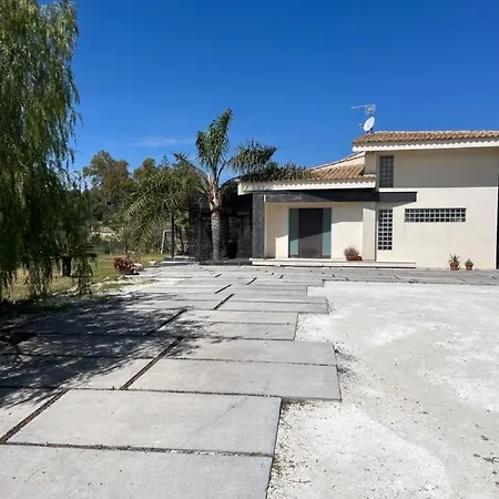 Villa Garden
